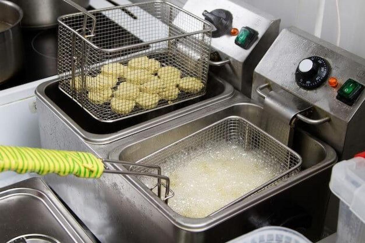 How to Clean a Deep Fryer with Baking Soda: The Ultimate Guide