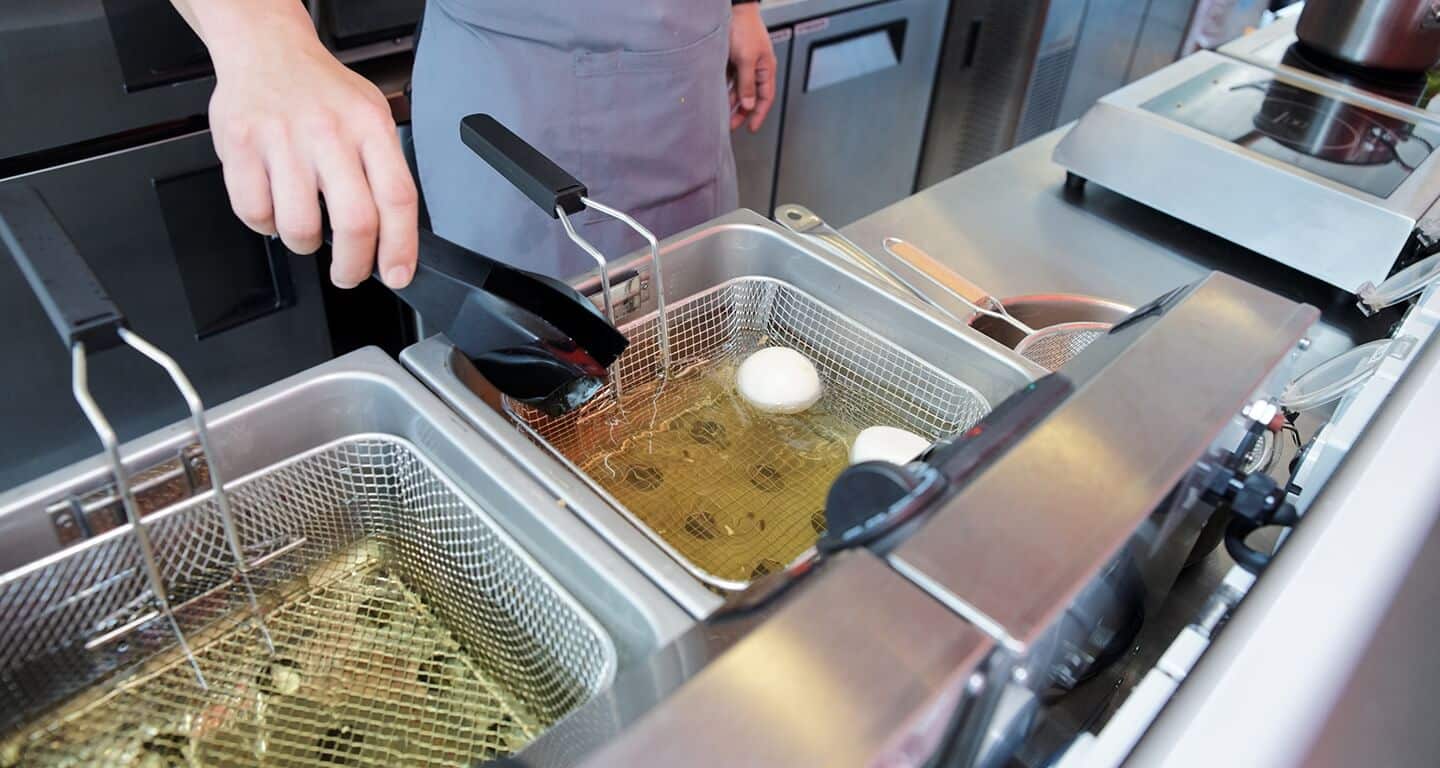Master Your Fryer: Ultimate Deep Fryer Fire Prevention Tips